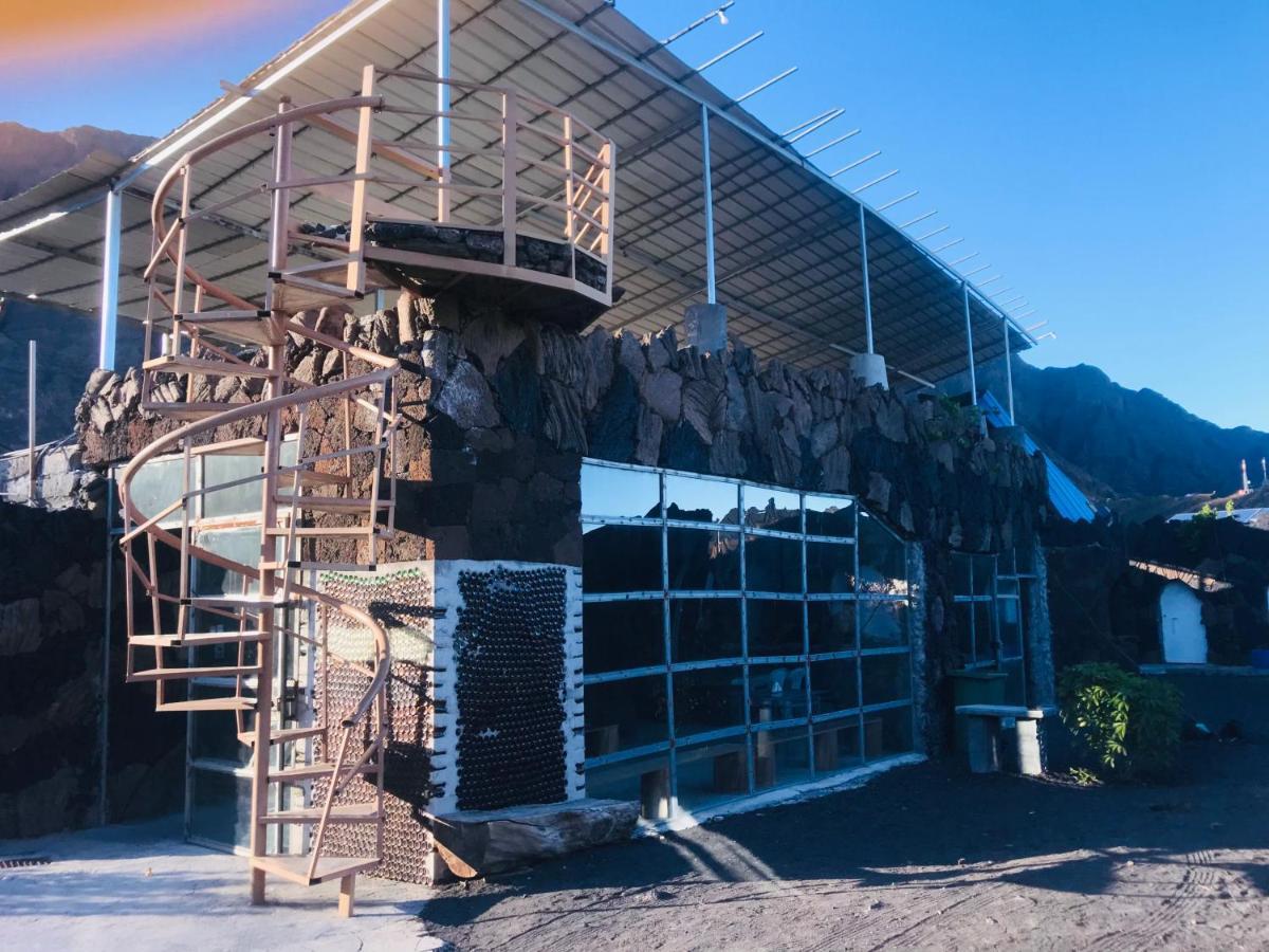 Pensao Repouso Alegre Turismo E Aventura Bed & Breakfast Portela Eksteriør bilde